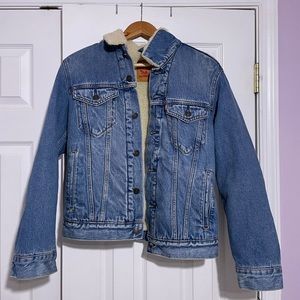 Original Sherpa Trucker Jacket (Medium Wash)